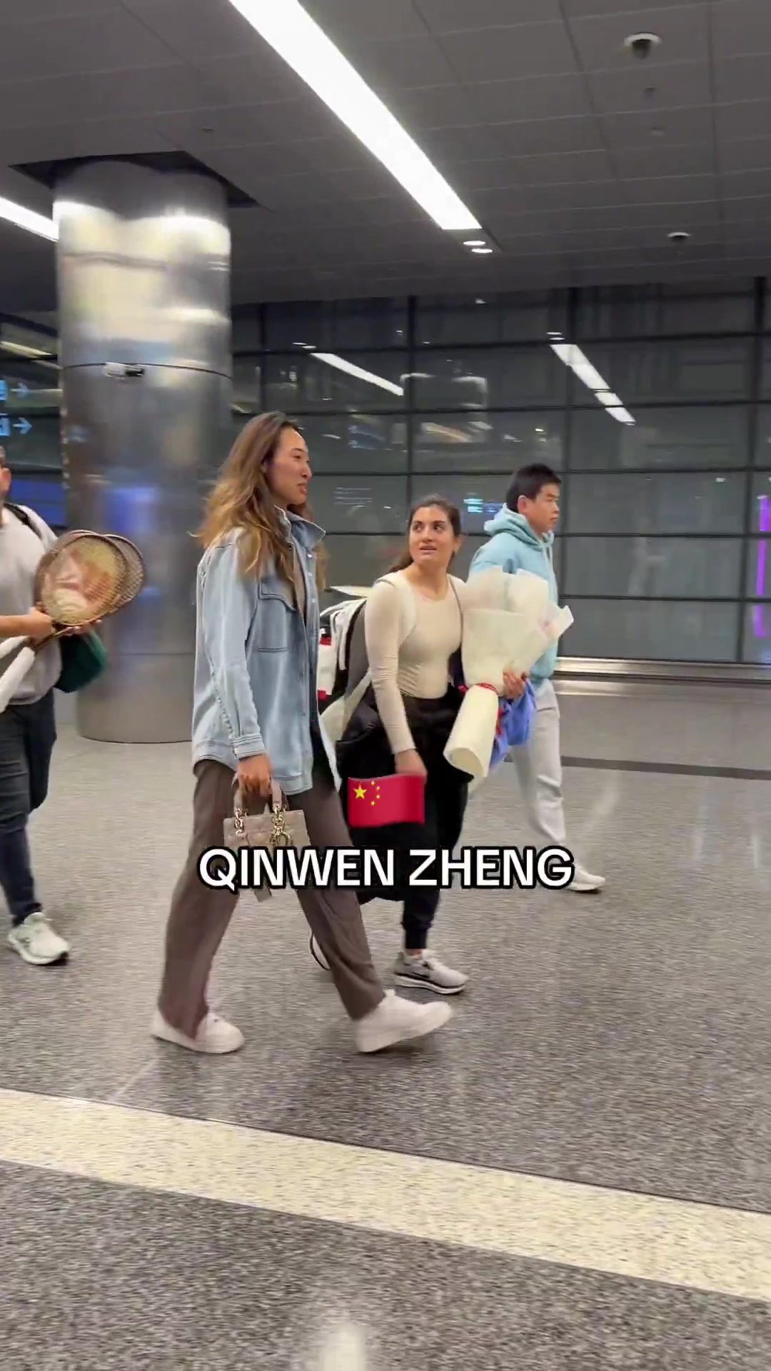 mk体育平台网页版入口中东赛季加油！郑钦文抵达多哈，备战WTA1000卡塔尔多哈公开赛